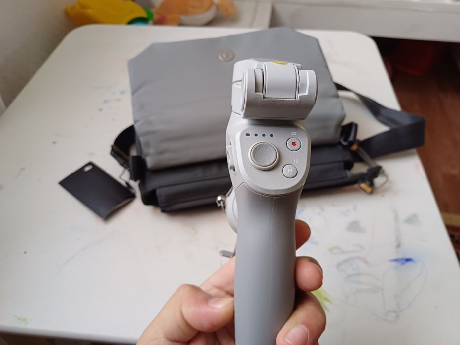 Продаю стадикам штатив