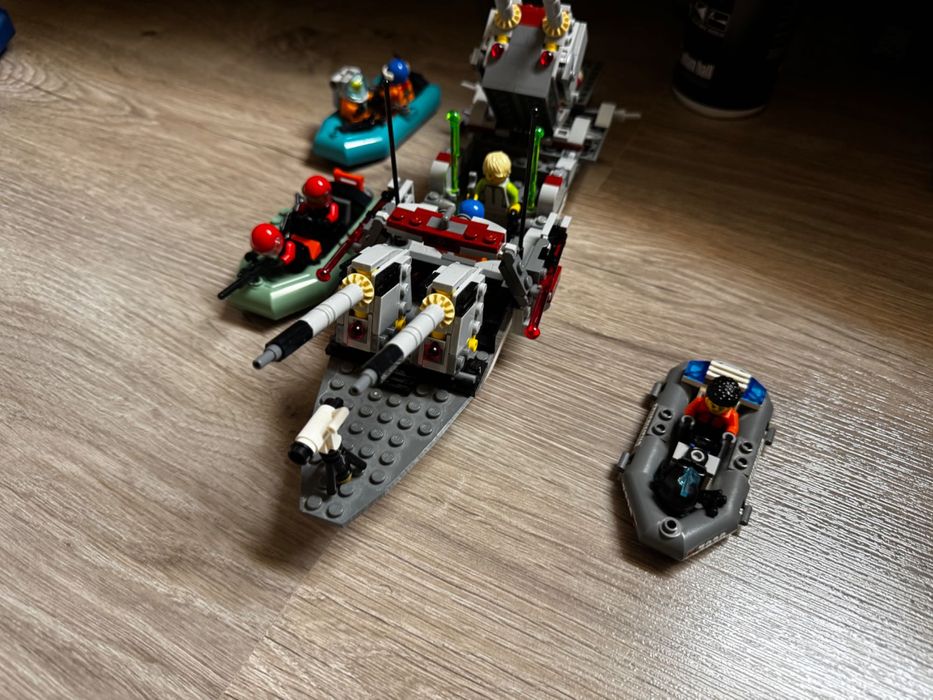 LEGO City Barcă militară