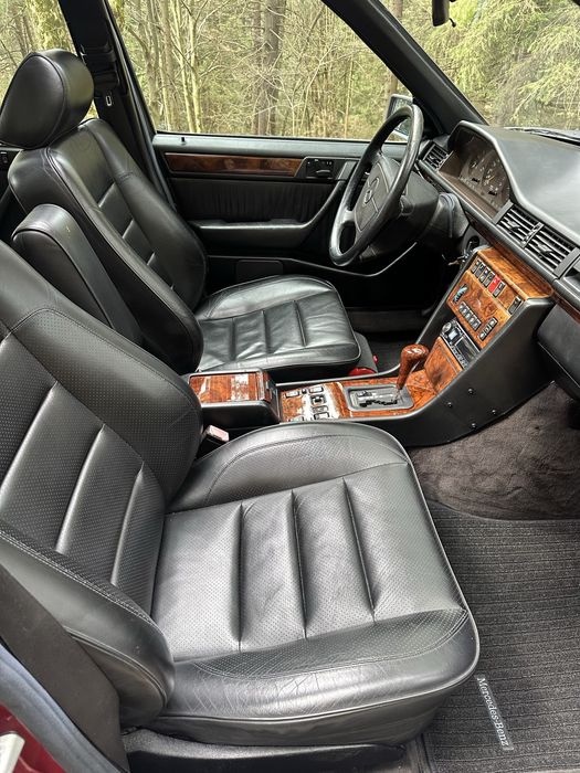 Mercedes-Benz E-Class 1991 benzină, 47.437 € — imagine 4