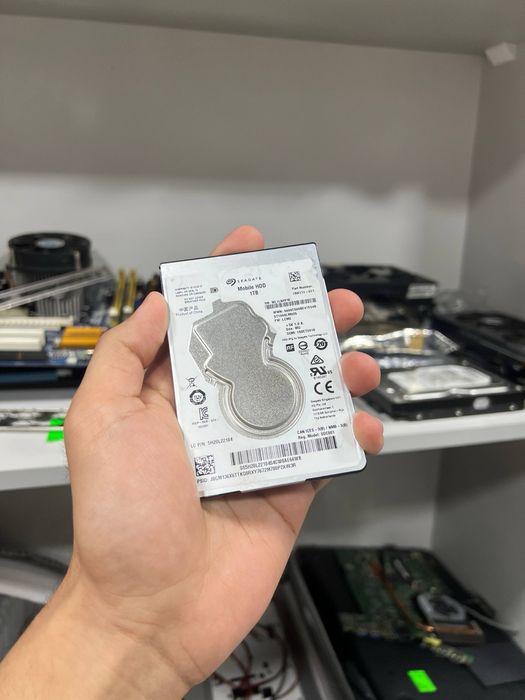 HDD 2.5 Toshiba // Seagate 1Tb