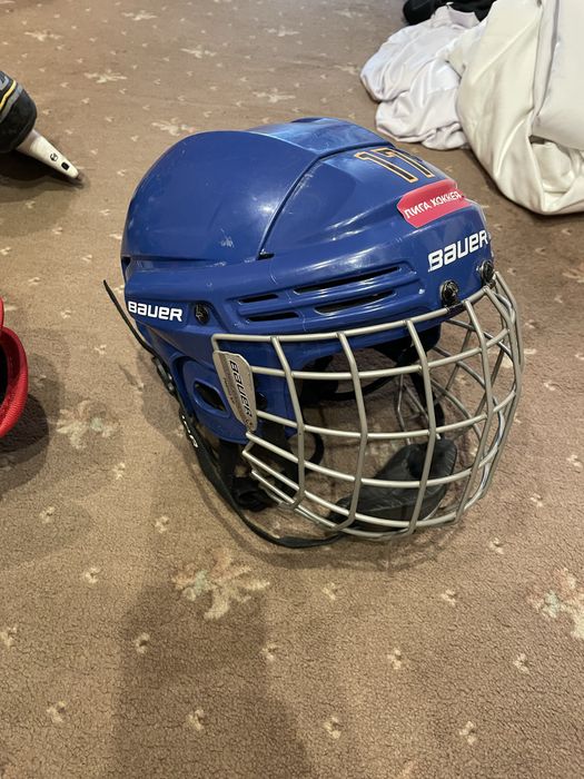 Шлем хоккейный bauer
