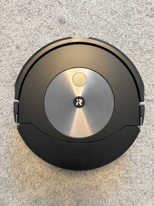 iRobot Roomba Combo j7+ — робот прахосмукачка с моп, Clean Base, филтри и аксесоари