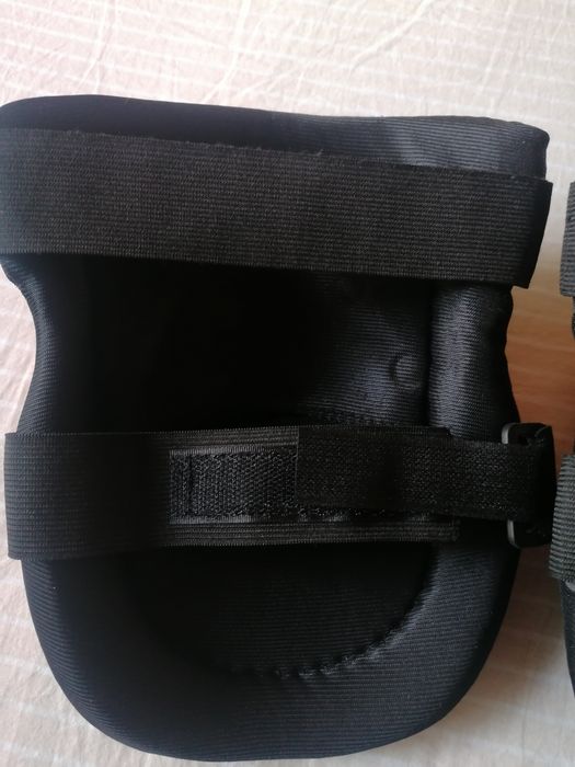 Genunchere și mănuși