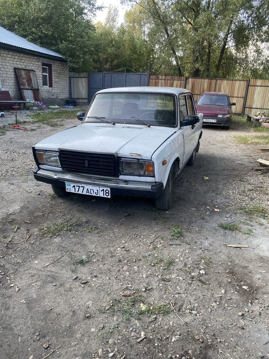 Продам ваз 2107