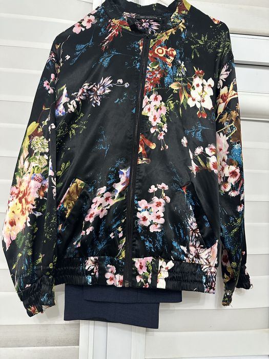 Жұқа бомбер сатылады