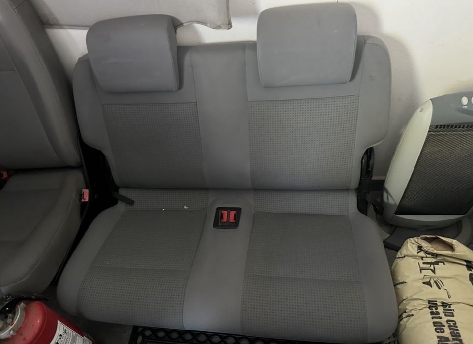 bancheta scaun vw t5 caddy detalii in anunt