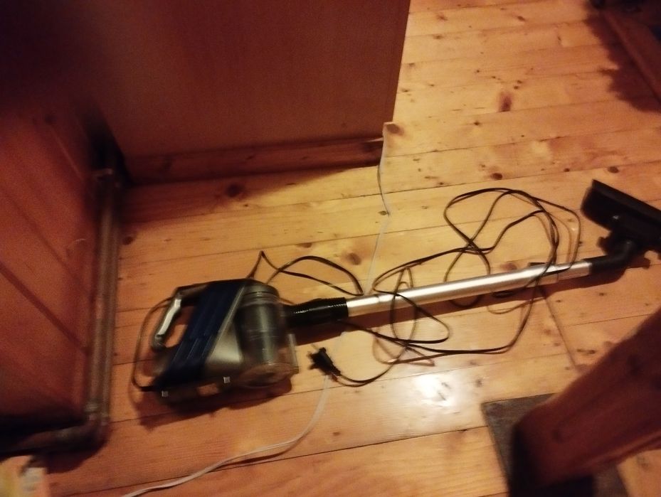 De vânzare aspirator cu fir