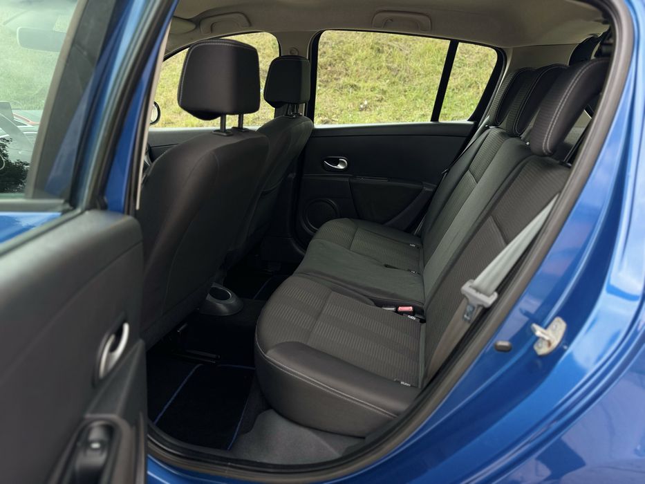 Renault Clio III 2010 1.2 Mpi 75 C.P Navigatie Climatronic Import