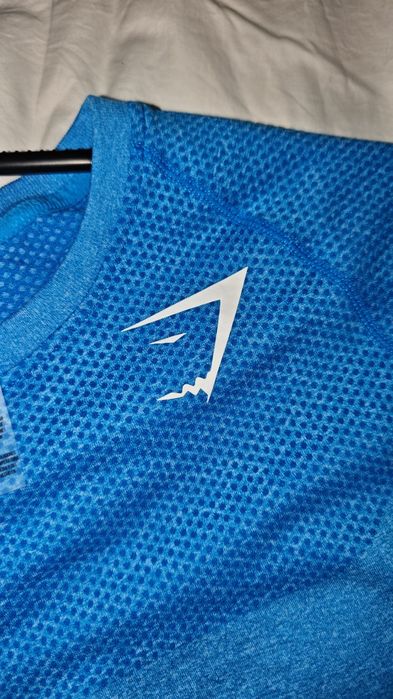 продам оригинальный gymshark phantom v4