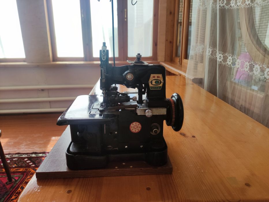 Overlog tikuv mashinkasi sotiladi GNI-2 Xitoy firma