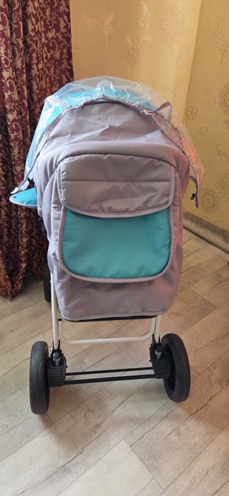 Продам коляску 3 в 1