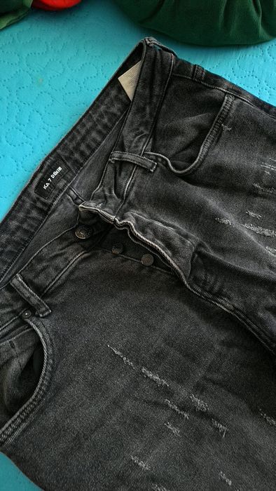 Blugi pentru barbati