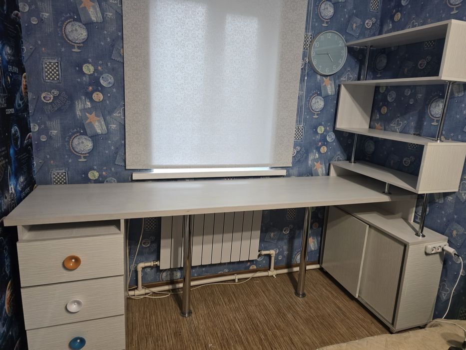 Продам рабочий уголок