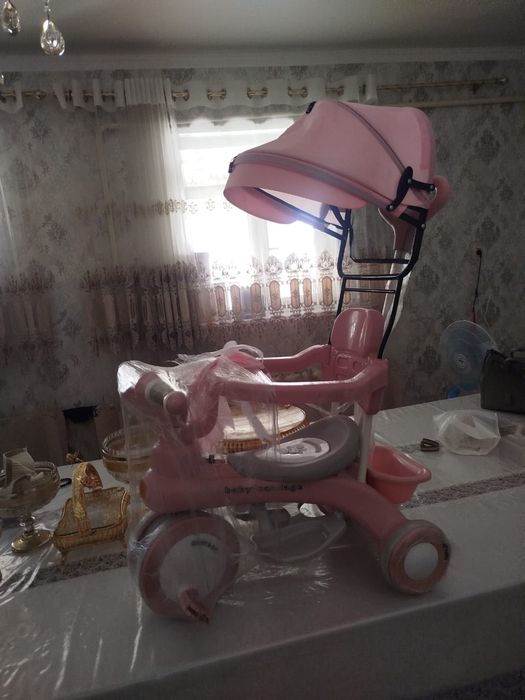 Детский качеля и детский коляска