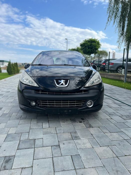 Peugeot 207 cu panoramic