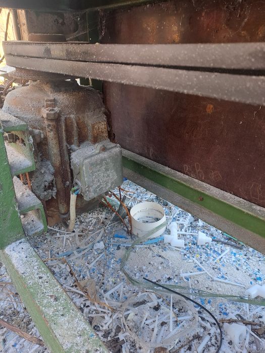 Мелница за пластмаса