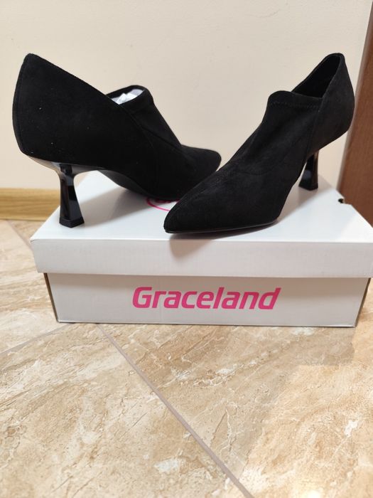 Официални обувки