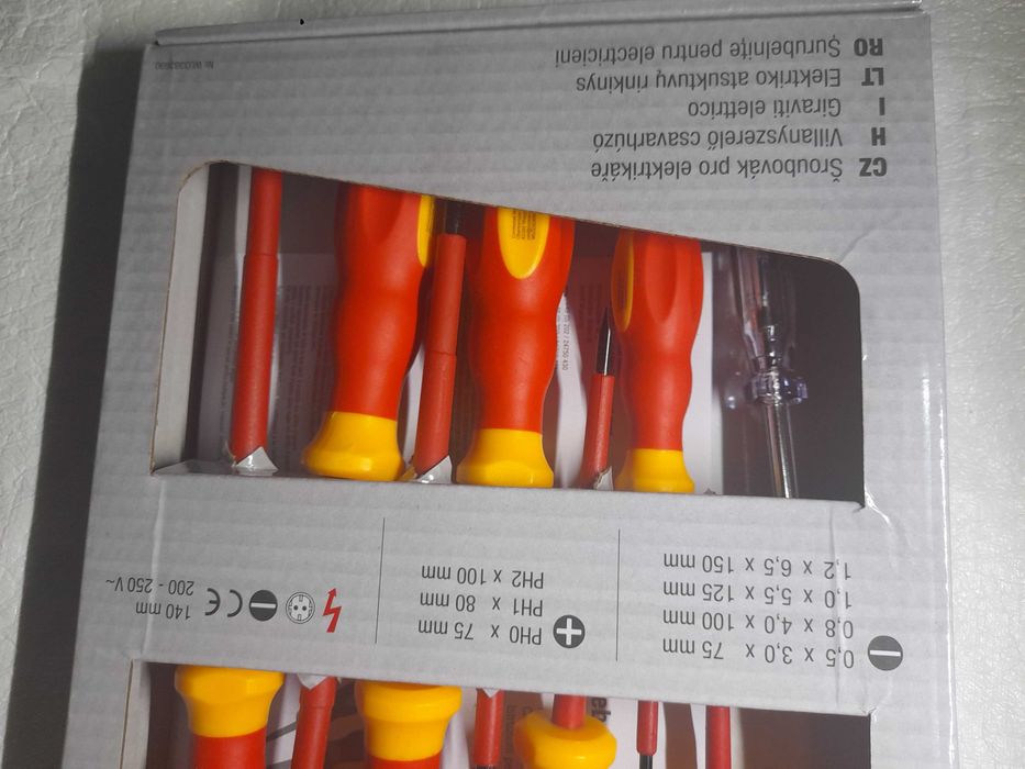 Set surubelnite Electrician izolate  8 piese MEISTERKRAFT GERMANY