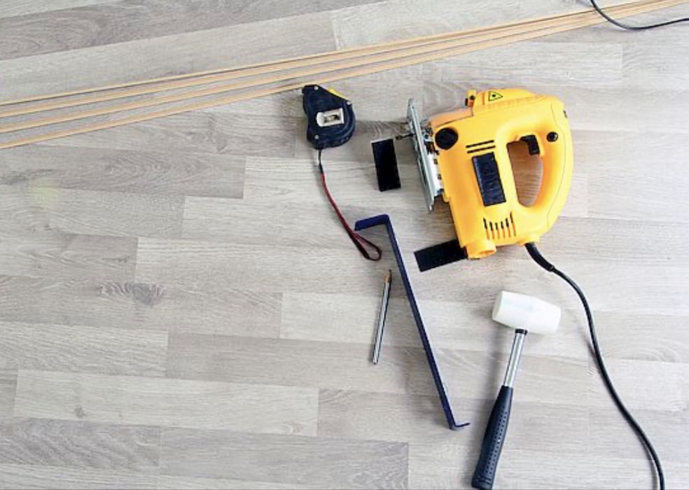 Укладка ламината.