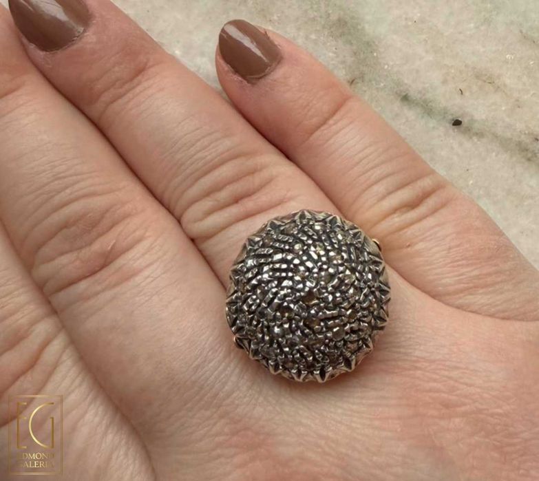 Inel din aur și argint, decorat cu diamante, sfârșitul sec. XIX