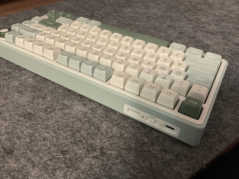 Клавиатура Royal Kludge R75 Pro Tri-Mode + Коврик Varmilo