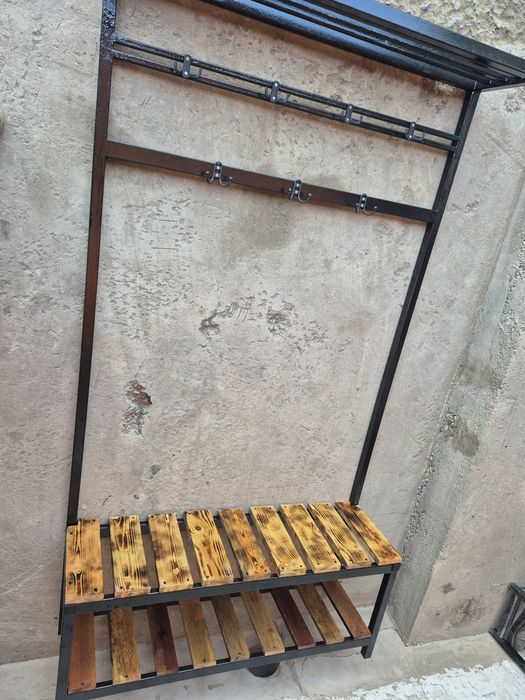 Мебель,прихожая,из металла