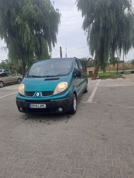 Vand Renault Trafic model Lung
