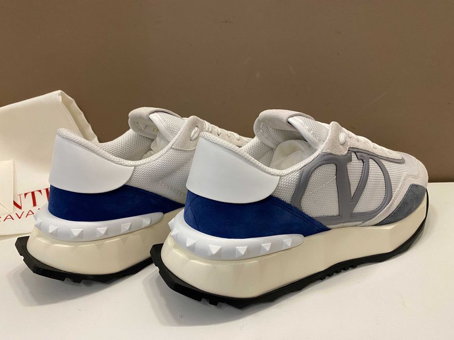 Valentino sneakers 40, 41 si 42 originali, full box, retail 790 euro