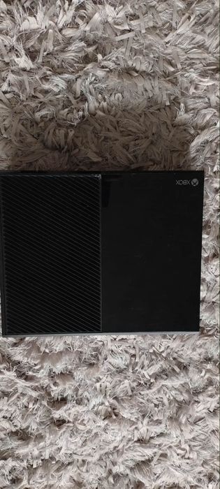 Игрова конзола XBOX ONE