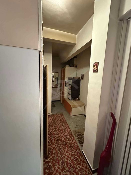 Продава се Двустаен апартамент в Пловдив, Кършияка - 68 кв.м за 1986 €/кв.м - Снимка #1