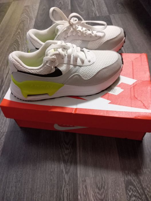Оригинални маратонки Nike Air max