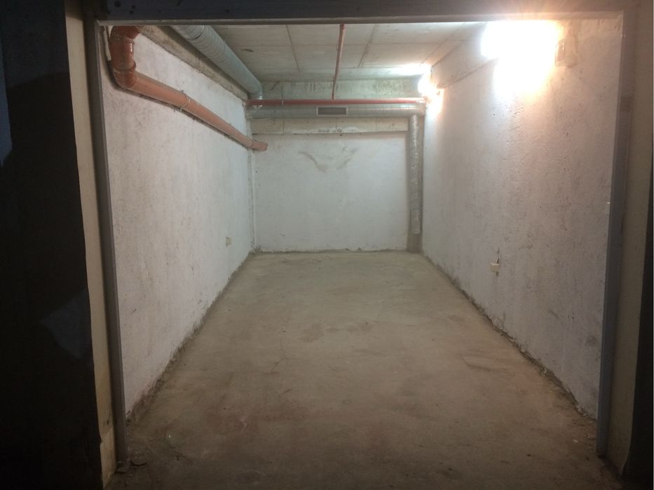 Дава се под наем Гараж / Паркомясто в Пловдив, Коматевски възел - 17 кв.м за 66.3 € - Снимка #4