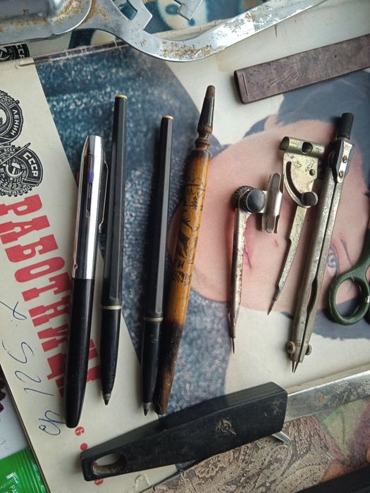 Продам вещи времён СССР.