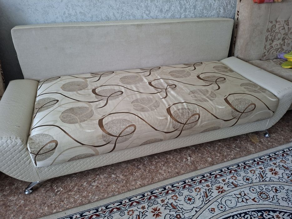 Продам диван и 2 кресло-кровати
