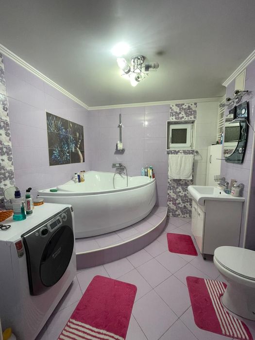 Vind 4camere decomandat parter 2balc