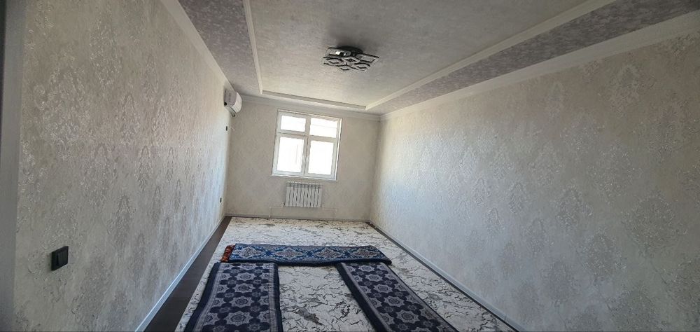 Yashnobod tum Olmos mahalla navasitroyka  5 etajli 5 etaj.