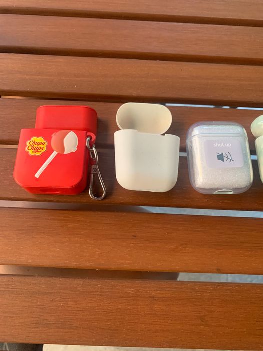 AirPods 1/2 калъфчета