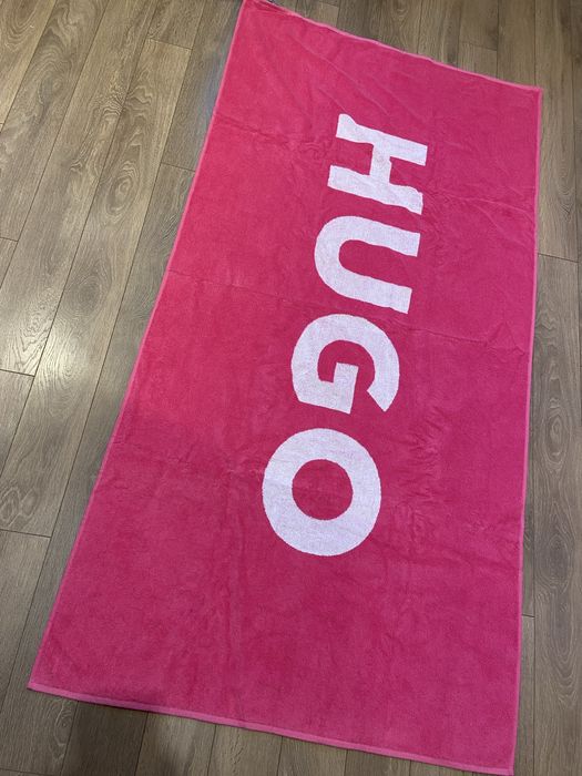 Оригинална HUGO BOSS Розова дамска хавлиена плажна кърпа 180см/93см