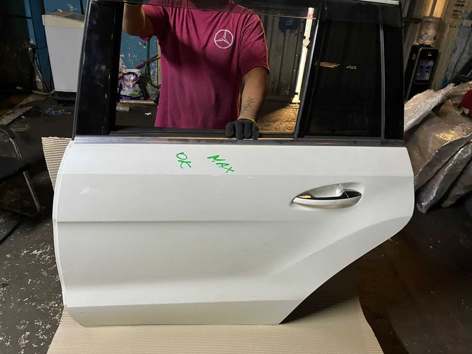 двери передние задние мерседес