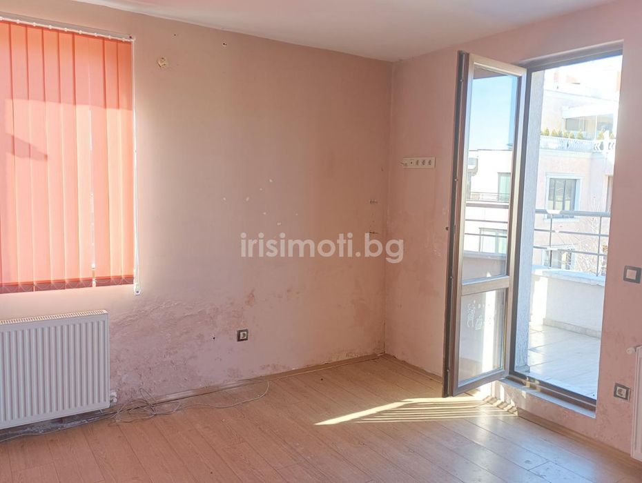 Продава се Двустаен апартамент в София, Витоша - 85 кв.м за 1236 €/кв.м - Снимка #1