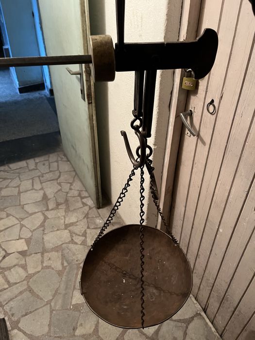 Месингов старинен кантар