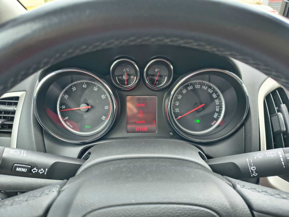 Vând Opel Astra J/1.4 benzina turbo/140 cp