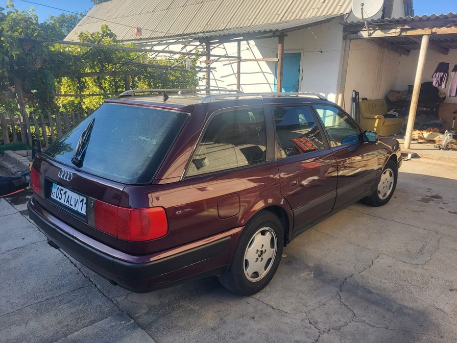 AUDI 100 сатылады