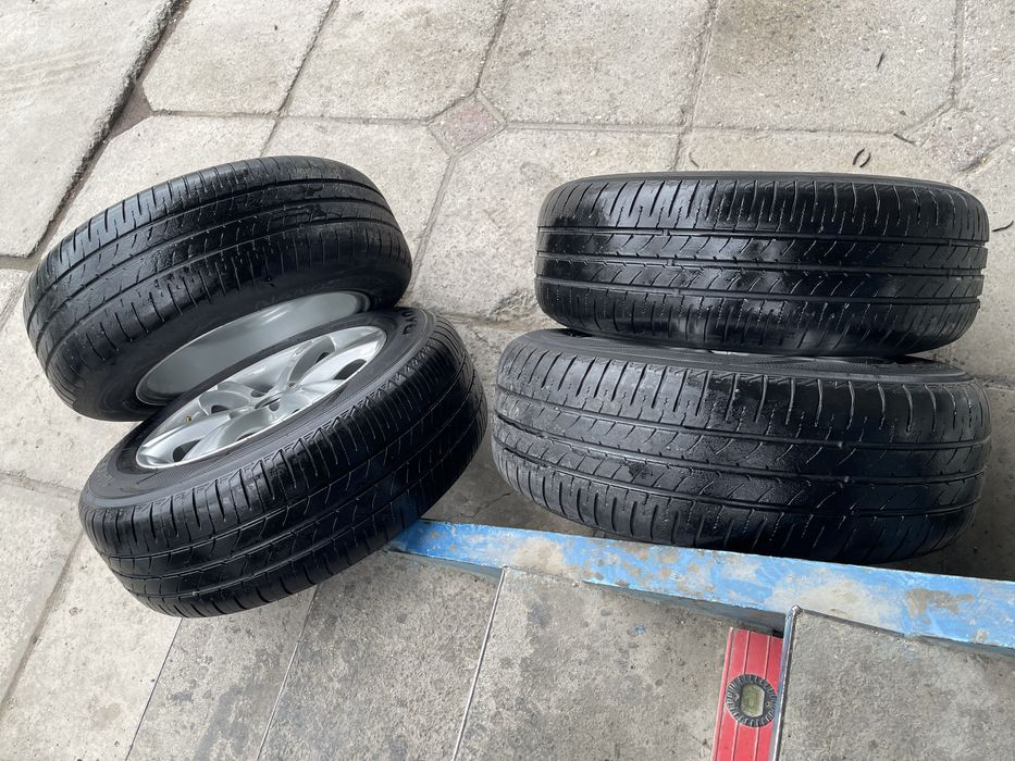 Диски с шинами 4-100