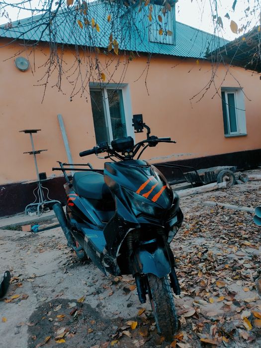 М8 про сатлмда  .