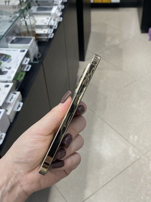 Iphone 13 PRO GOLD