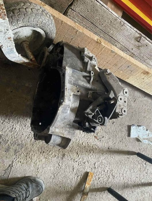 Скоростна кутия  Тигуан