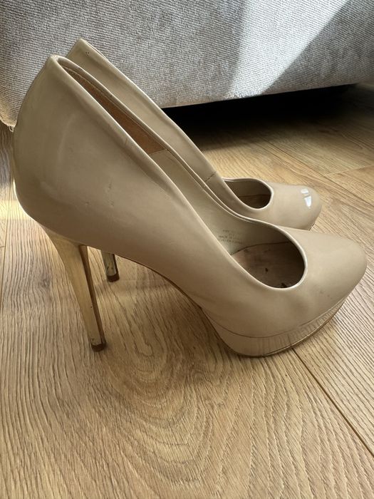 Обувки на ток Zara