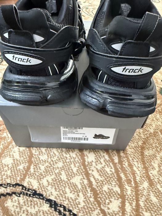 Vand balenciaga track