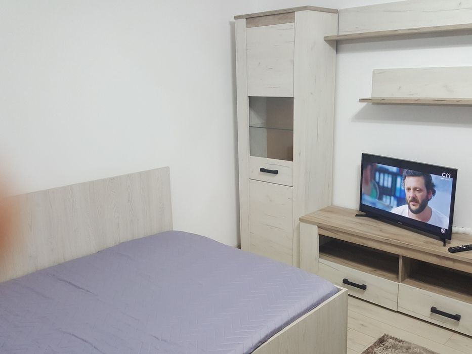 Inchiriez garsoniera in regim hotelier